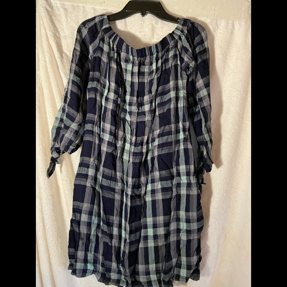Knox Rose dress , half sleeves , comfortable, worn once